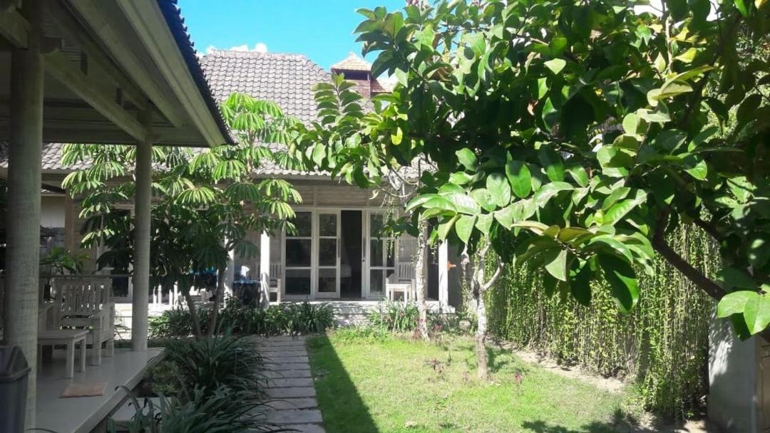 Vista Huts Lembongan Hotel Exterior foto