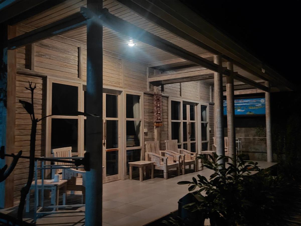 Vista Huts Lembongan Hotel Exterior foto