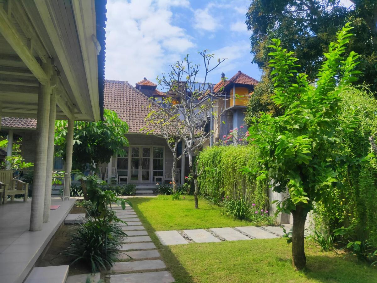 Vista Huts Lembongan Hotel Exterior foto